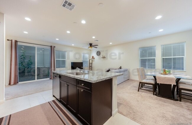 Photo - 506 Longmeadow St