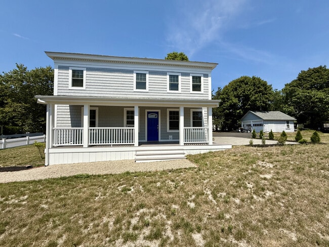 Building Photo - 209 Bank St Rental