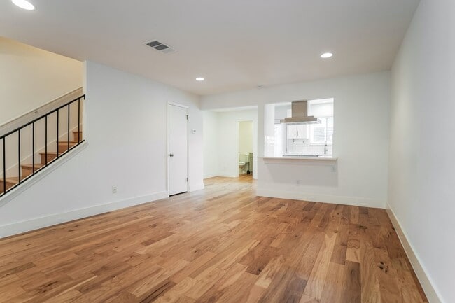 Photo - Beautiful 2 bedroom, 2 bathroom condo in Galindo!!! Unidad 806