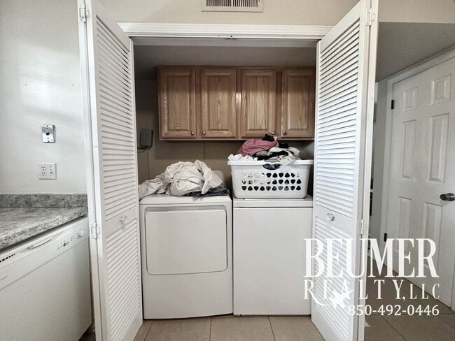Photo - Townhome in SE Pensacola Scenic Hwy locate...