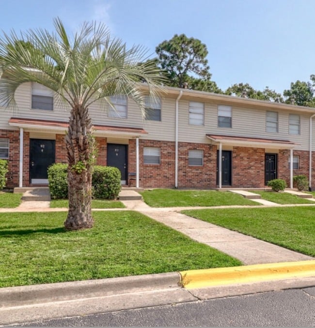 Golden Isles Apartments For Rent in Brunswick, GA