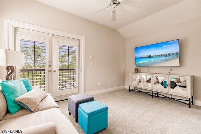 376 Leatherfern Ln