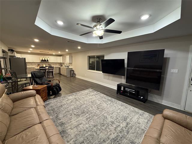 Photo - 3315 Parvia Ave