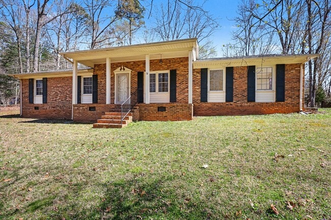 Photo - 755 Branch Water