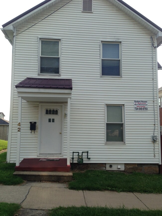Building Photo - 42 N 10th St Rental