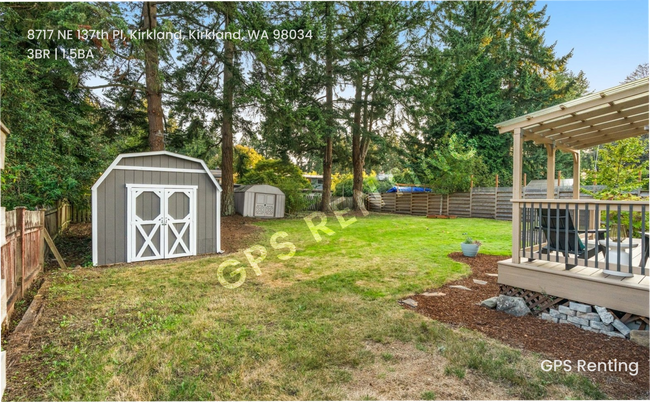 Photo - Classic Mid-Century Rambler with Modern Co...