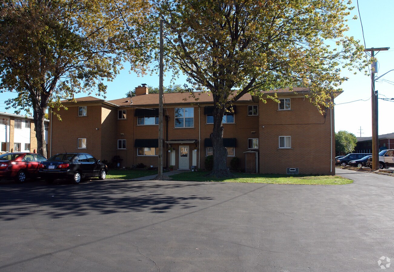 Photo - Cadillac Apartments