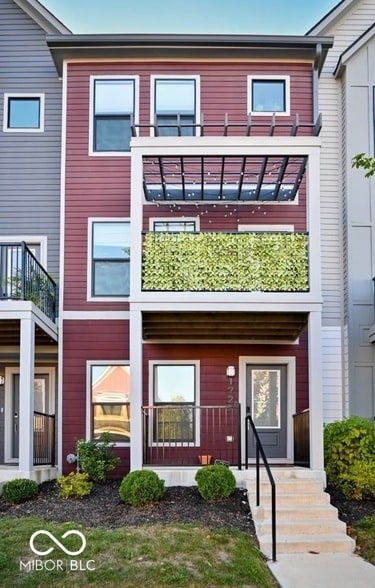 Building Photo - 1722 Alvord St