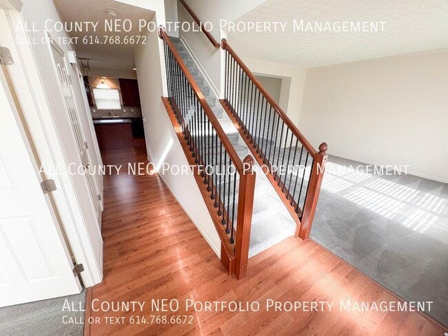 Photo - 2919 Woodstone Dr