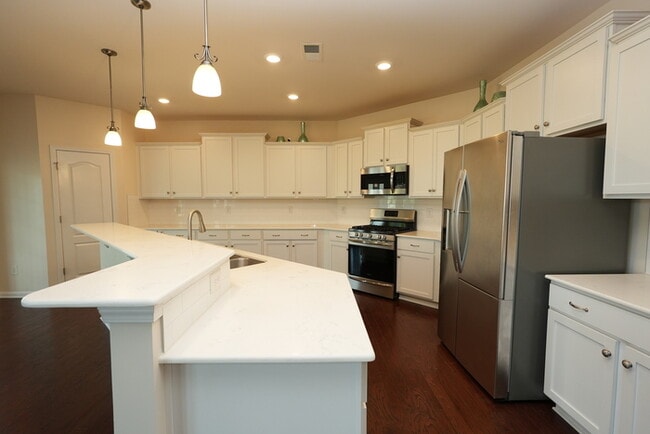 Photo - Modern Comfort Meets Space – 4BR/3.5BA Hom...