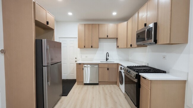 Photo - 1311 W Ohio St Unit 2R