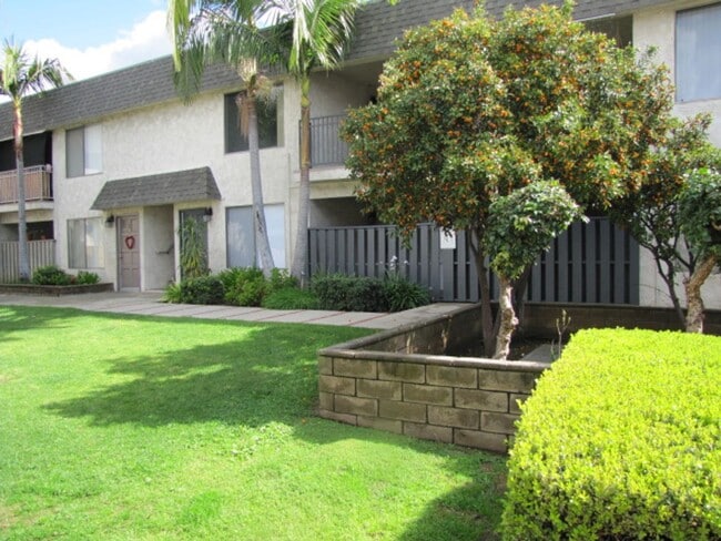 Photo - 316-356 W. Meda Ave. Glendora CA. 91741