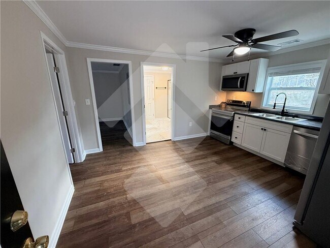 Photo - 3927 Dallas Acworth Hwy NW