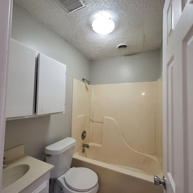 Photo - 206 N Mississippi St Unit 206 N Mississippi #C