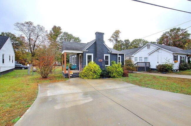 Photo - 105 Crane Ave