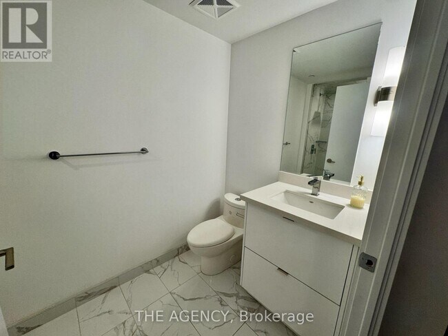 Photo - 2 Teagarden Ct Unit 305