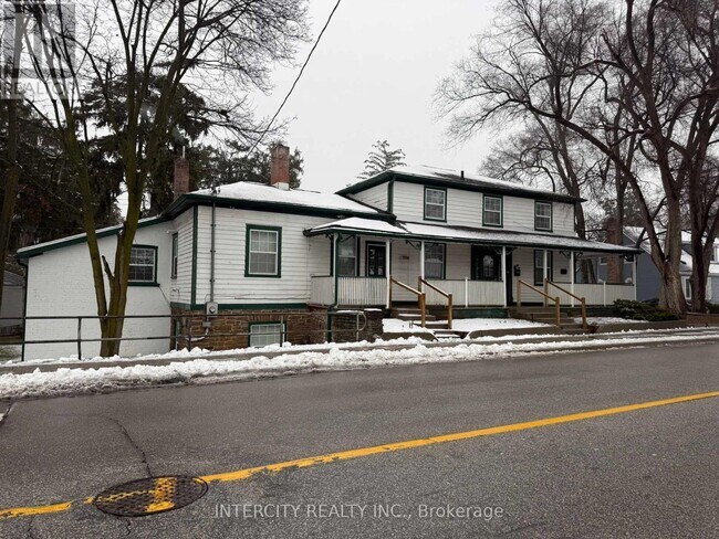 Photo - 117 Clarence St