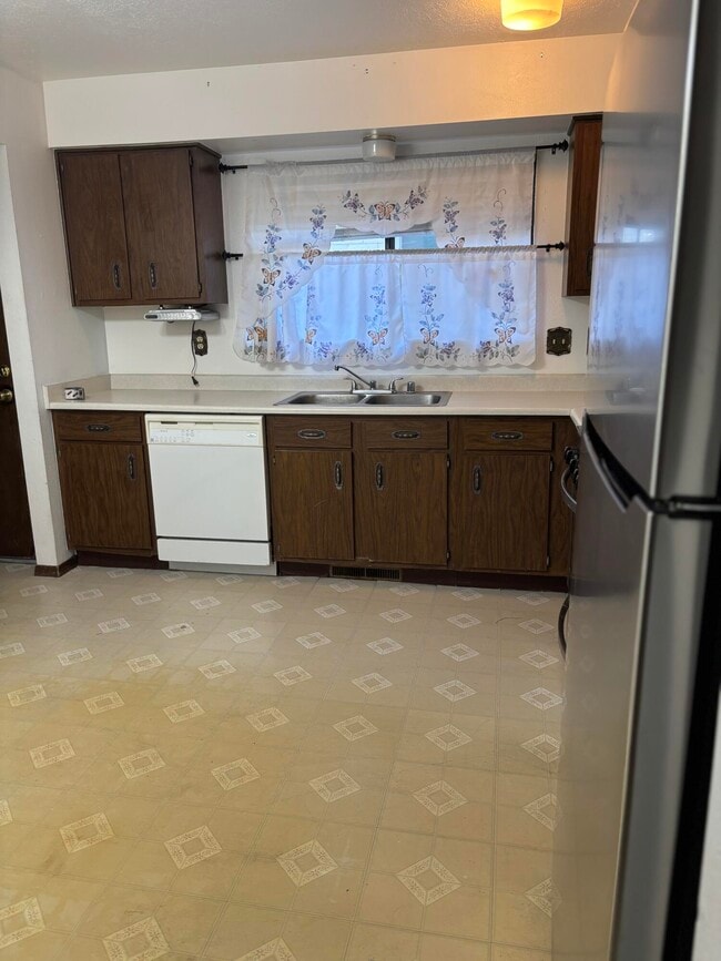 Photo - 3600 Eubank Blvd NE