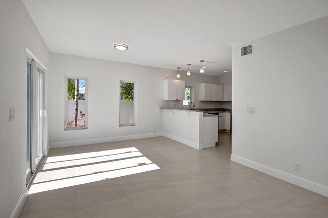 Photo - 1104 S 20th Ave