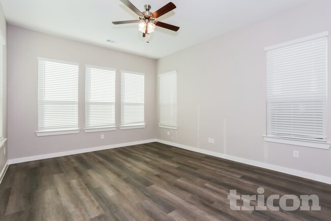 Photo - 4300 Stonybrook Rd