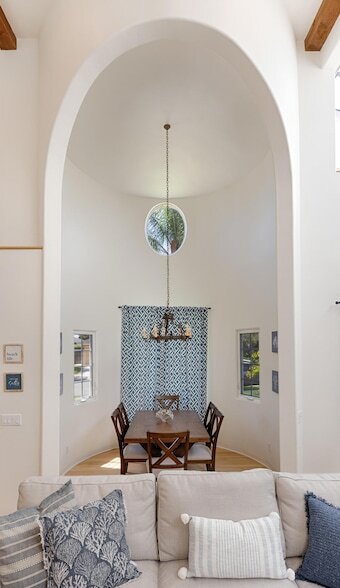 122 Santa Rosa Pl