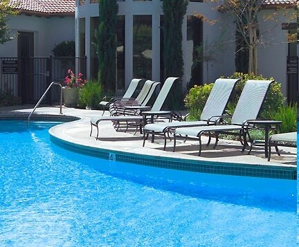 Photo - Carmel Pointe