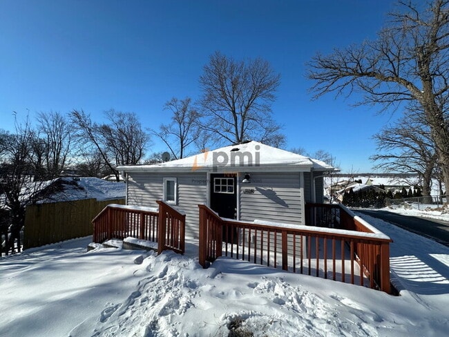 Photo - 13340 Fir St