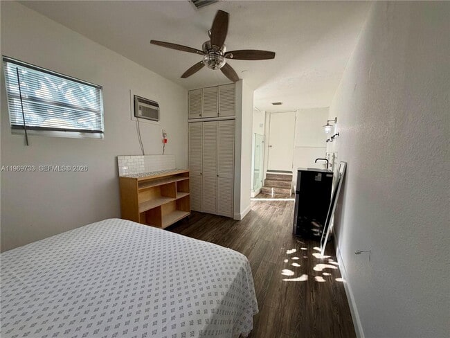 Photo - 1185 Biarritz Dr Unidad 1