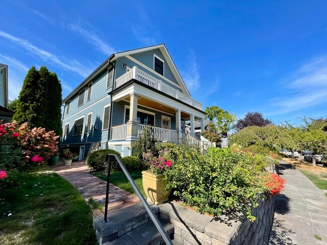 Photo - 7419 Keen Way N