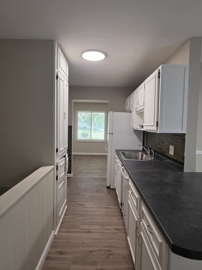 Photo - 2259 Ainsworth Dr