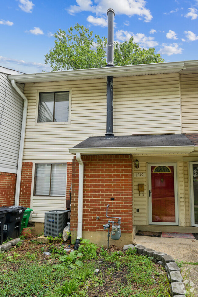 Building Photo - 1219 Marcy Ave Rental