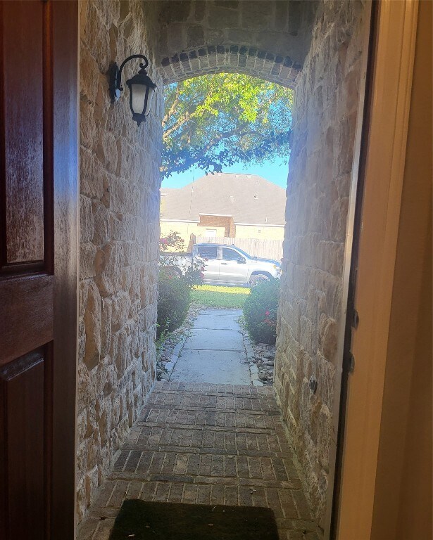 Photo - 606 Admiral Bay Ln