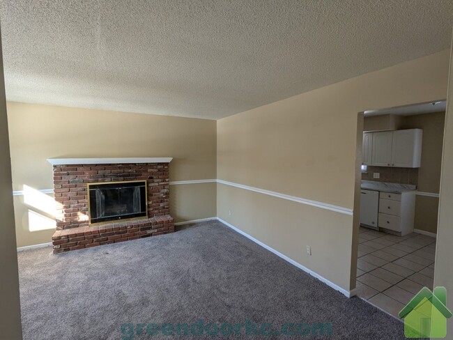 Photo - 8917 Haskins St