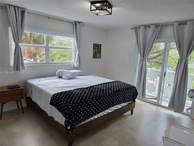 Photo - 1498 Jefferson Ave Unit 304