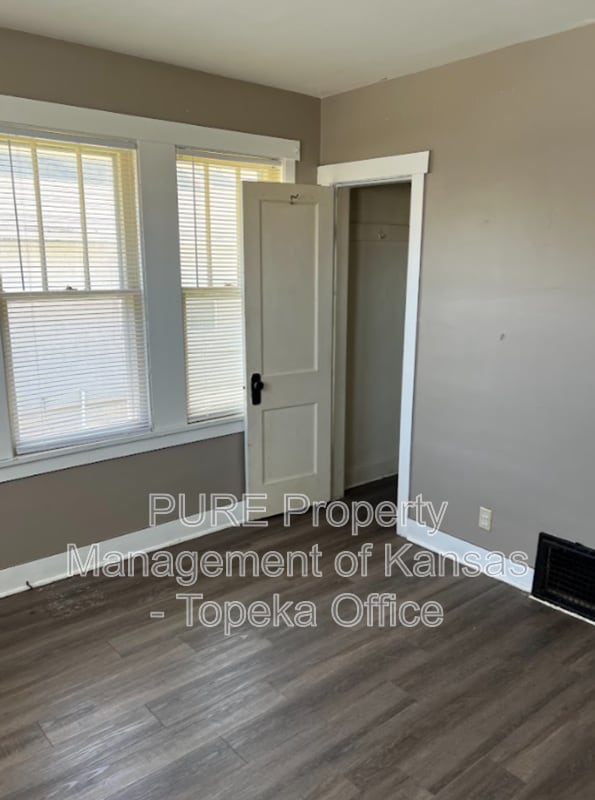 Photo - 1020 SW Woodward Ave