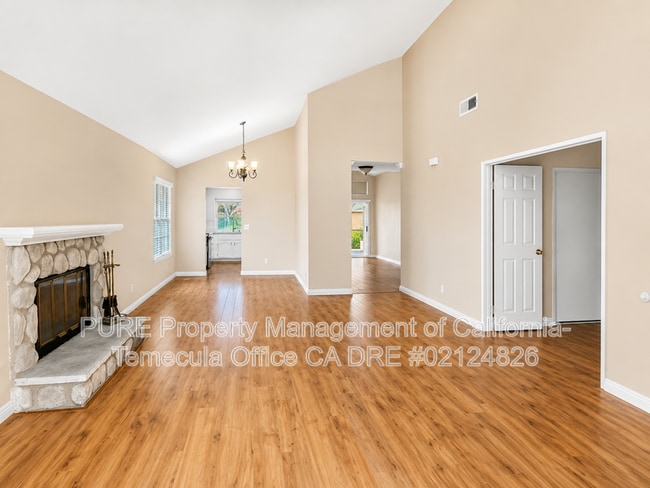 Photo - 25543 Woodside Cir