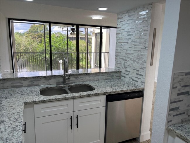 Photo - 2961 SW 87th Ave Unit 314