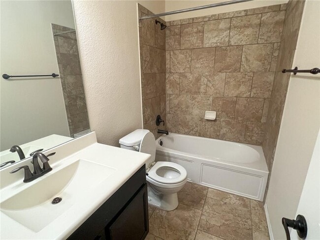 Photo - 326 Briar Park Dr