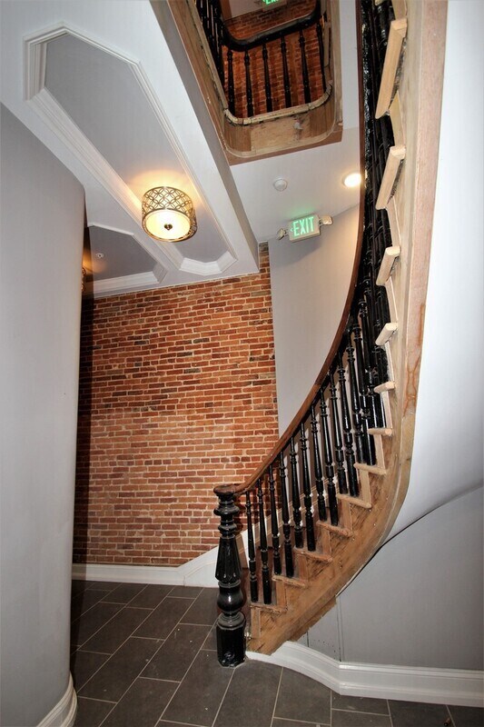 Photo - 1017 St Paul St Unidad - 2R