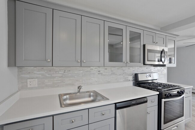 Photo - 5858 N Sheridan Rd Unit 508