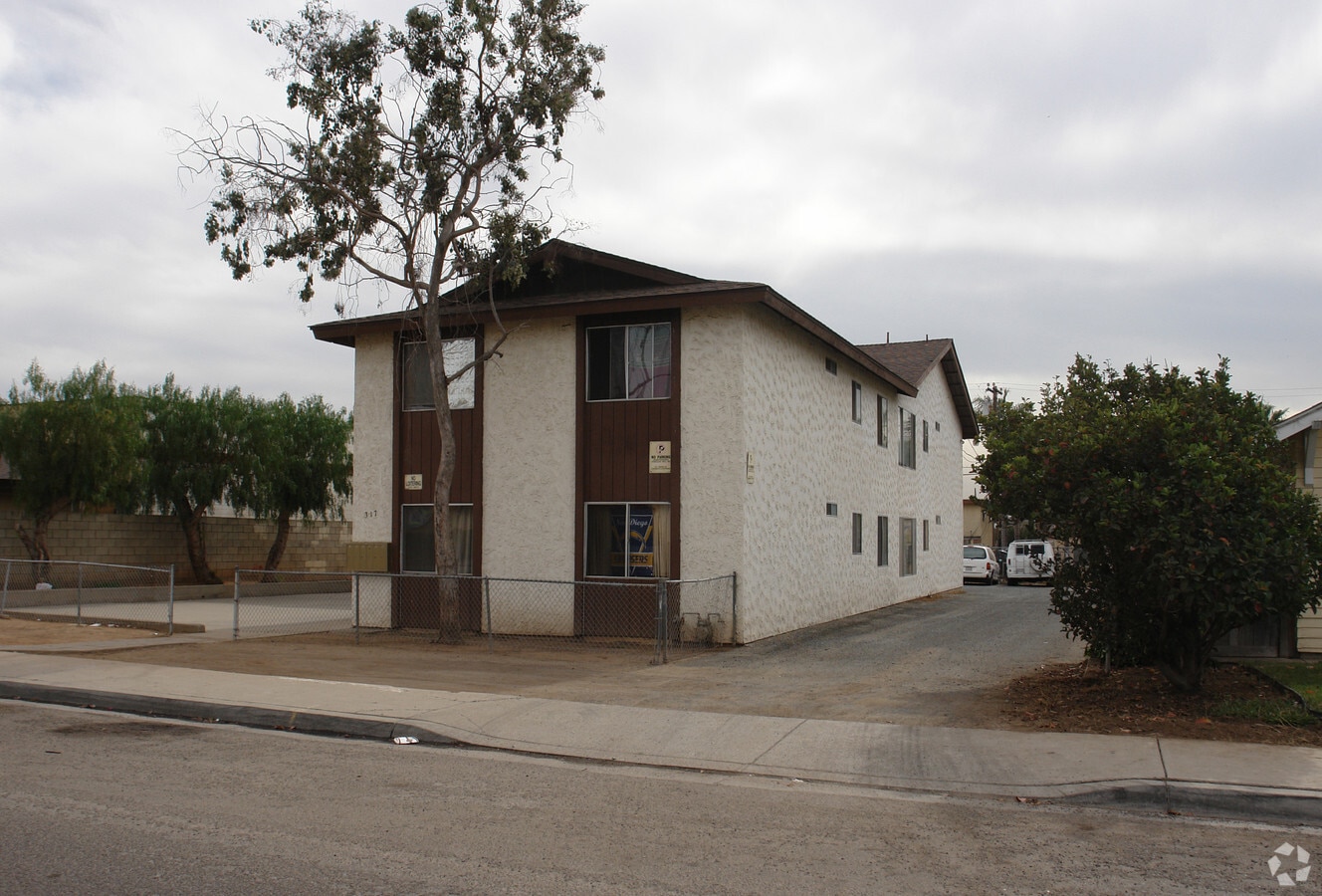 Photo - 317 Tremont St