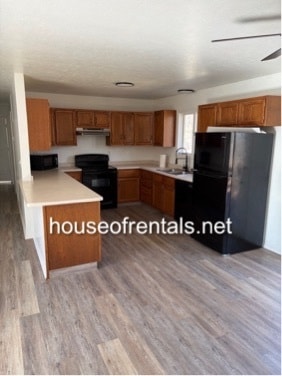 Photo - 555 E No Name Rd