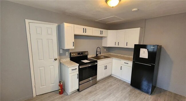 Photo - 2252 Maple Ave Unit 2254-2