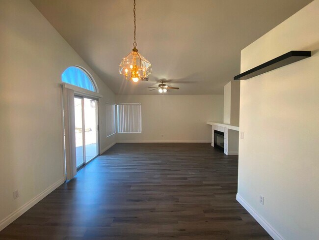 Photo - Summerlin - Single Story on Corner Lot