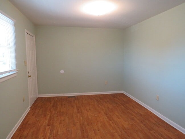 Photo - 805 Cedar St