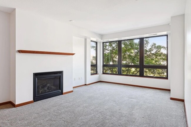 Photo - 7600 Lyndale Ave S Unidad 228