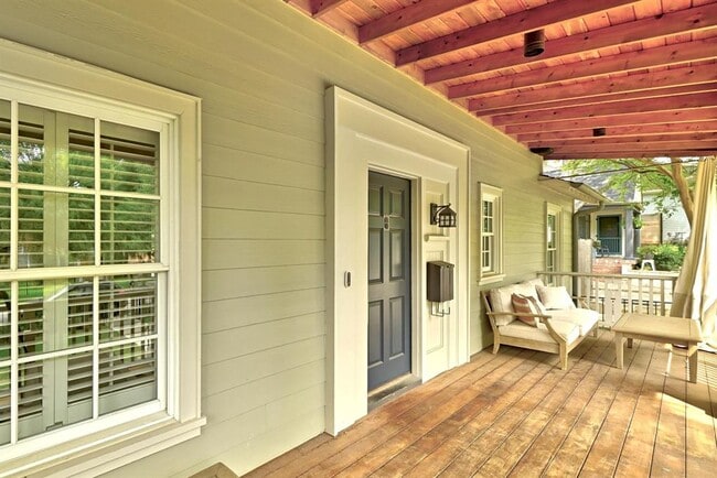 Photo - 1708 W 29th St