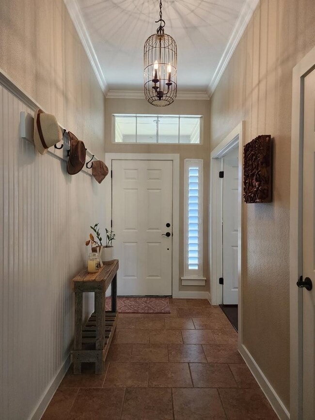 Photo - 207 Meadows Ln House