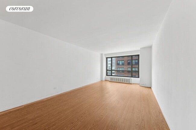 Photo - 501 E 87th St