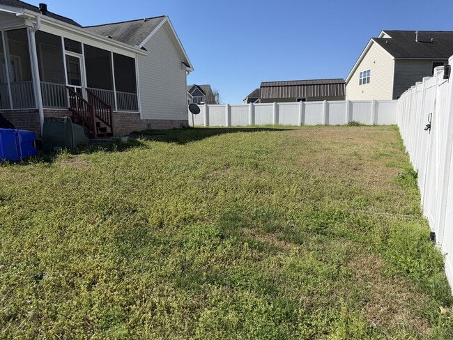 Photo - 1908 Limerick Ln